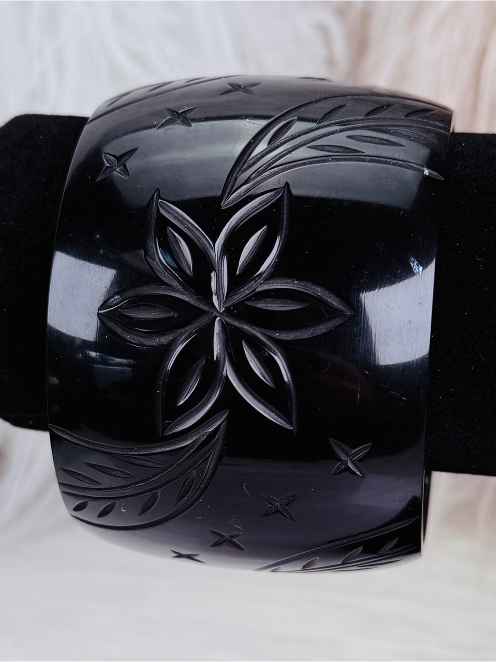 Vintage retro, black etched wideband costume bangle bracelet